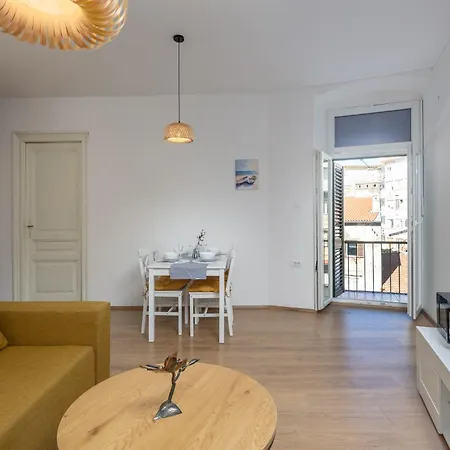 Anna 4-bedroom - Happy * Rijeka